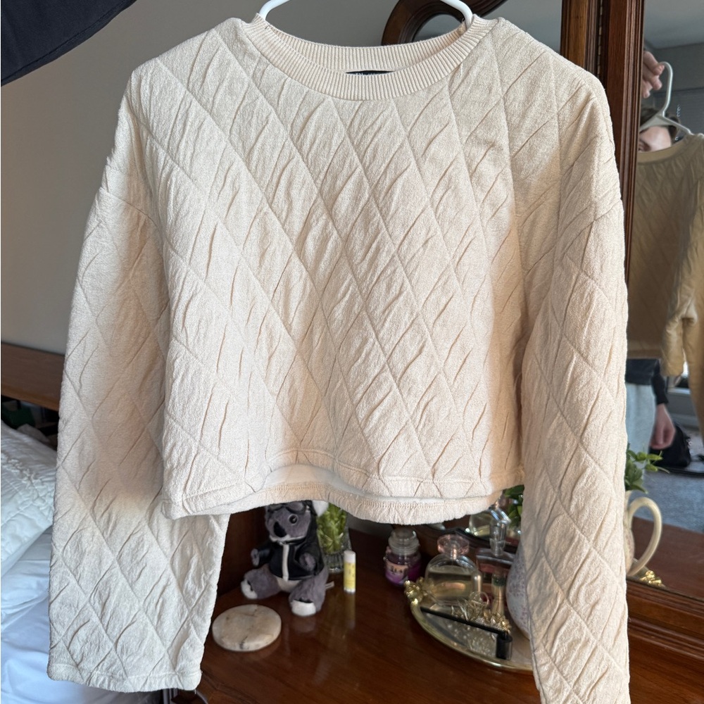 ZARA Cream Quilted Crewneck Sweatshirt - Picture 1 of 3